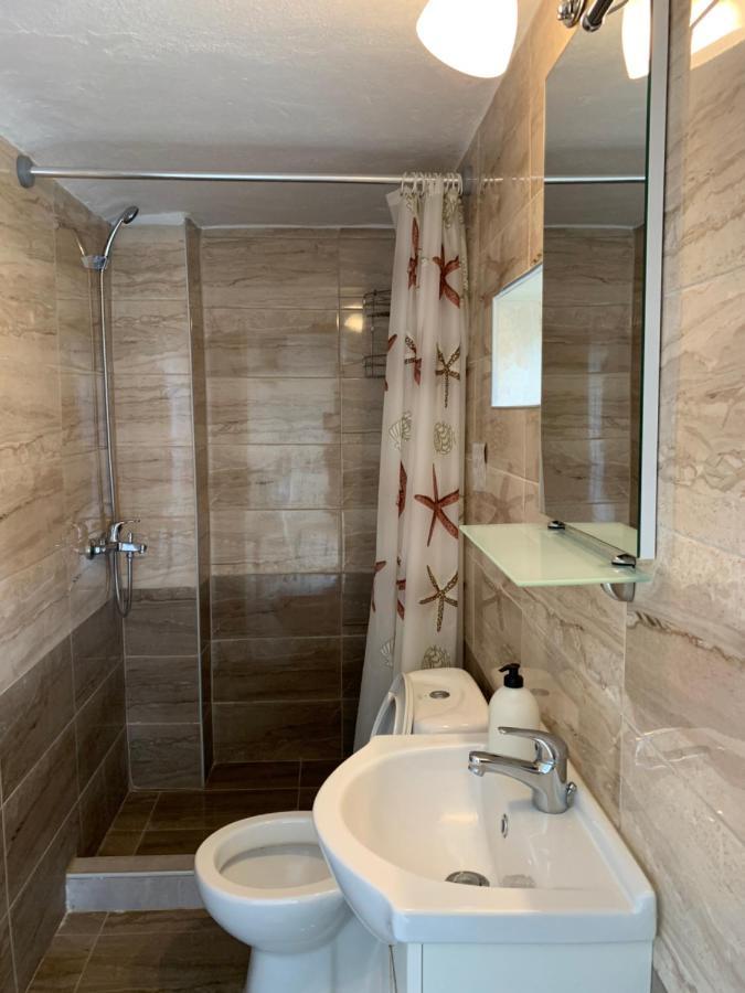 Maria Studio Nea Karvali Luaran gambar
