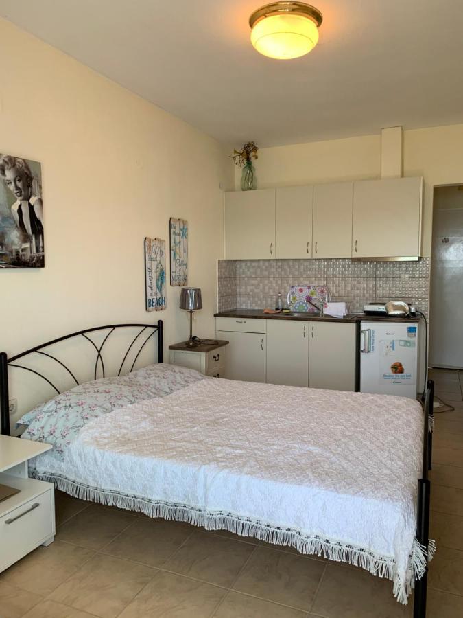 Maria Studio Nea Karvali Luaran gambar