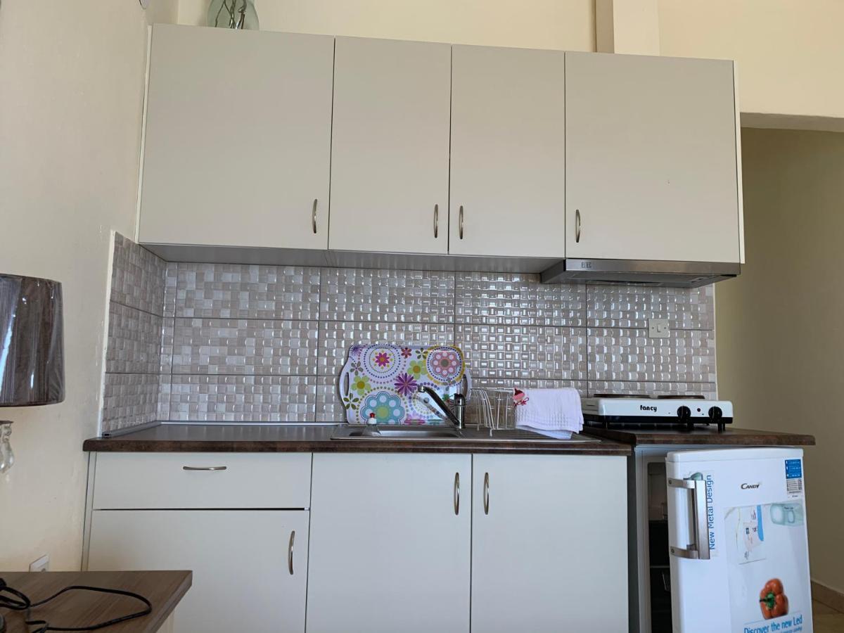 Maria Studio Nea Karvali Luaran gambar