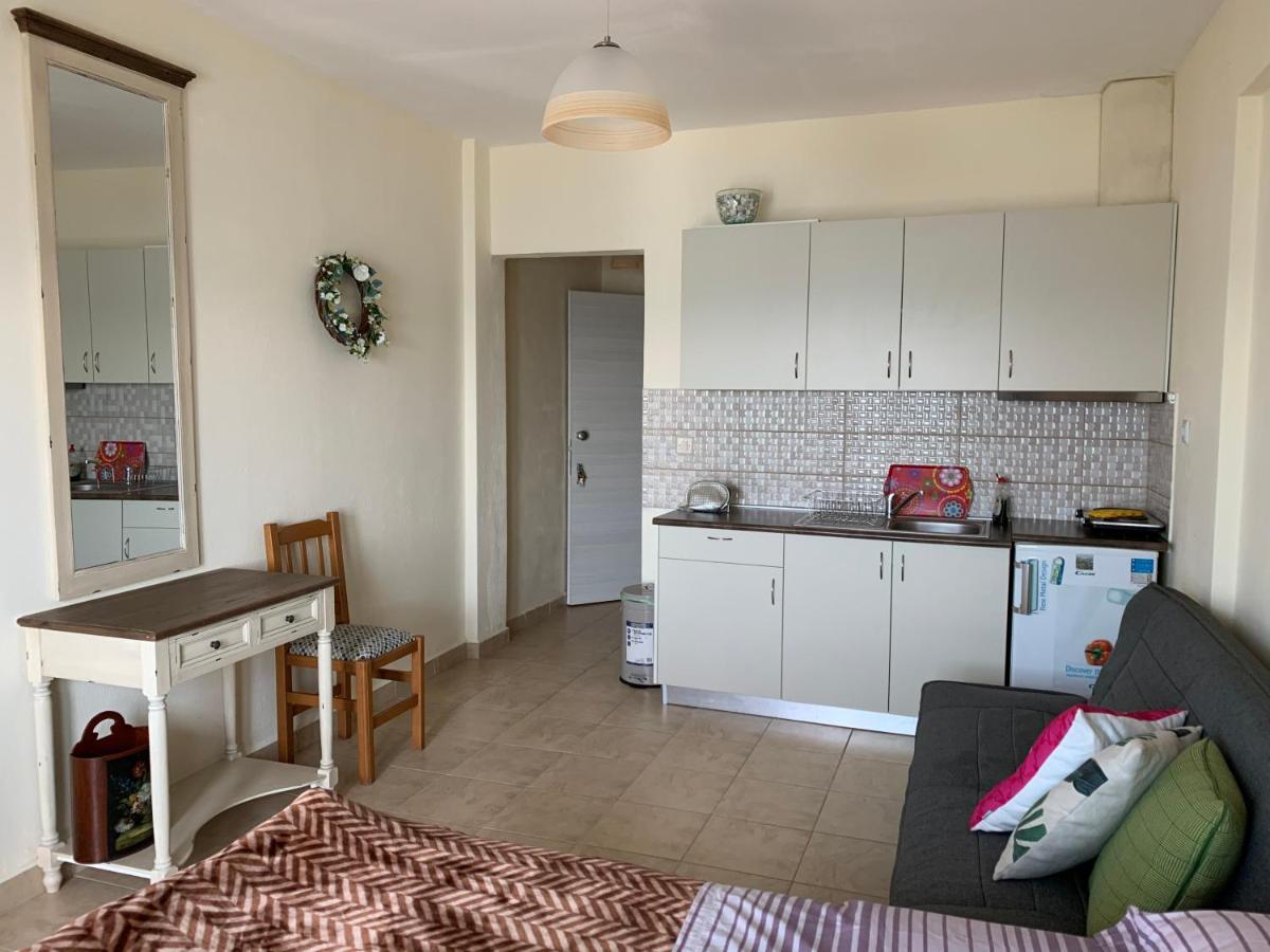 Maria Studio Nea Karvali Luaran gambar
